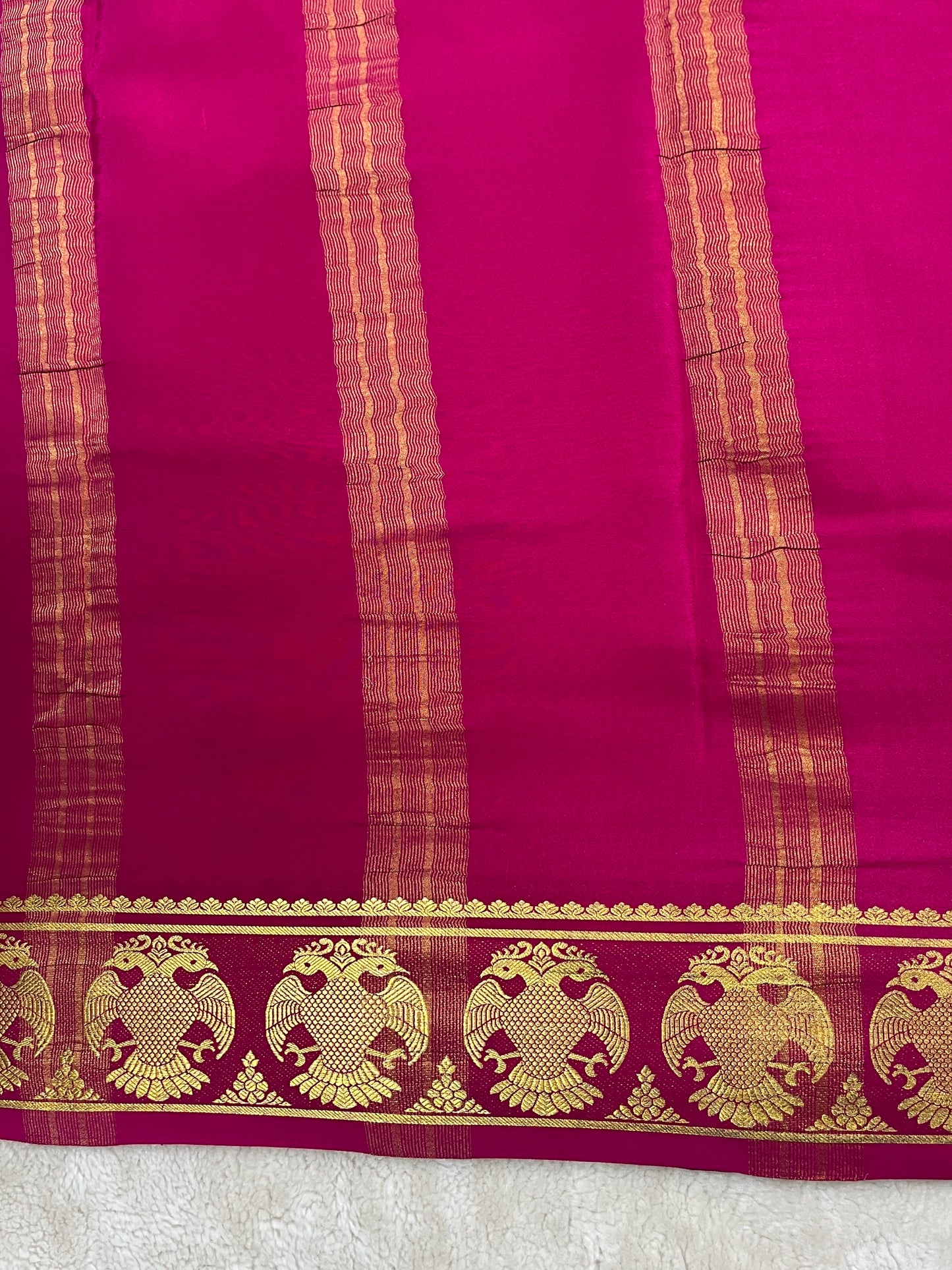 Pure Mysore Silk Gandaberunda Border In White With Pink Contrast Blouse