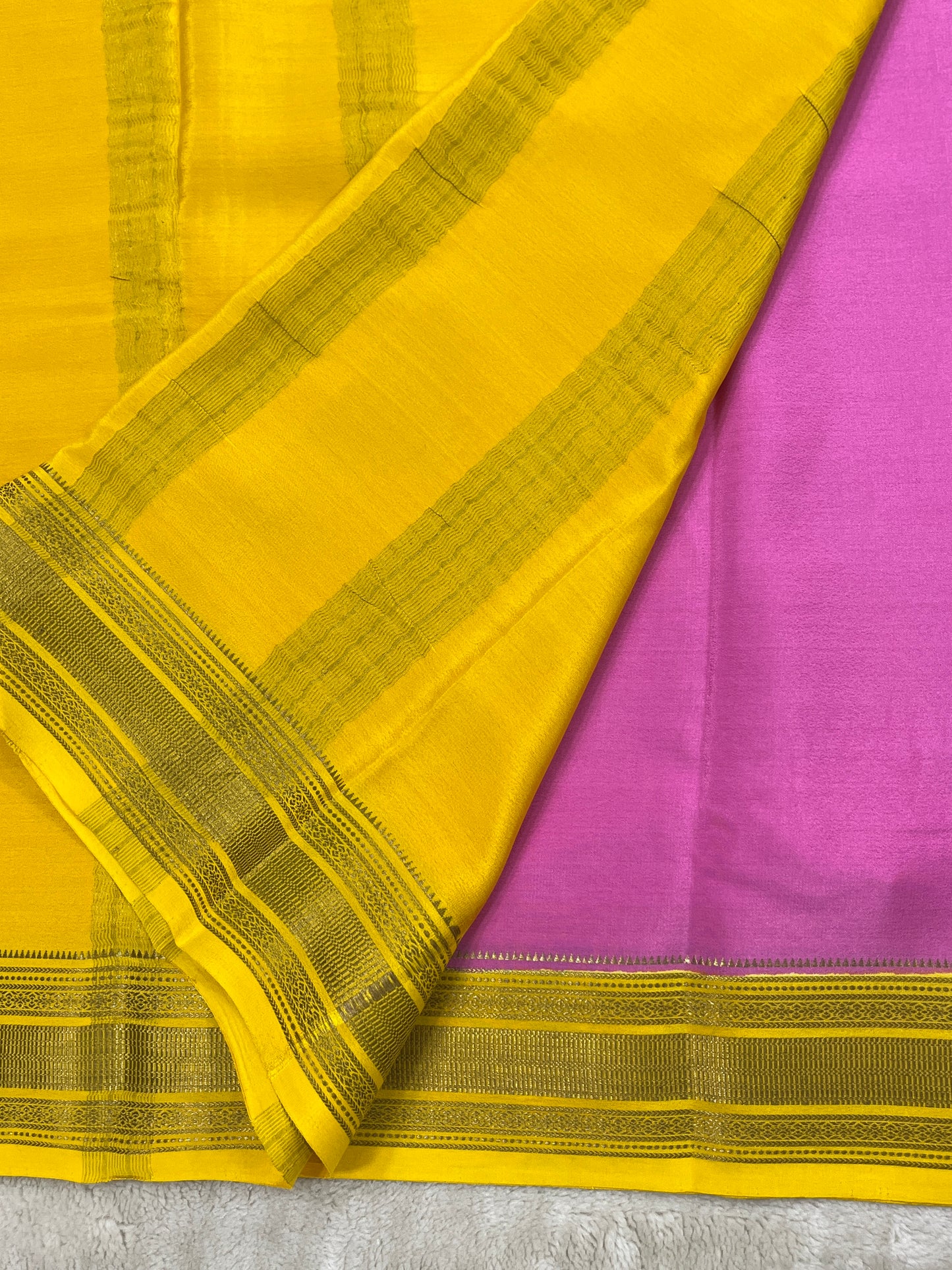 Pure Crepe Mysore Silk Saree in Patti border - 1146001