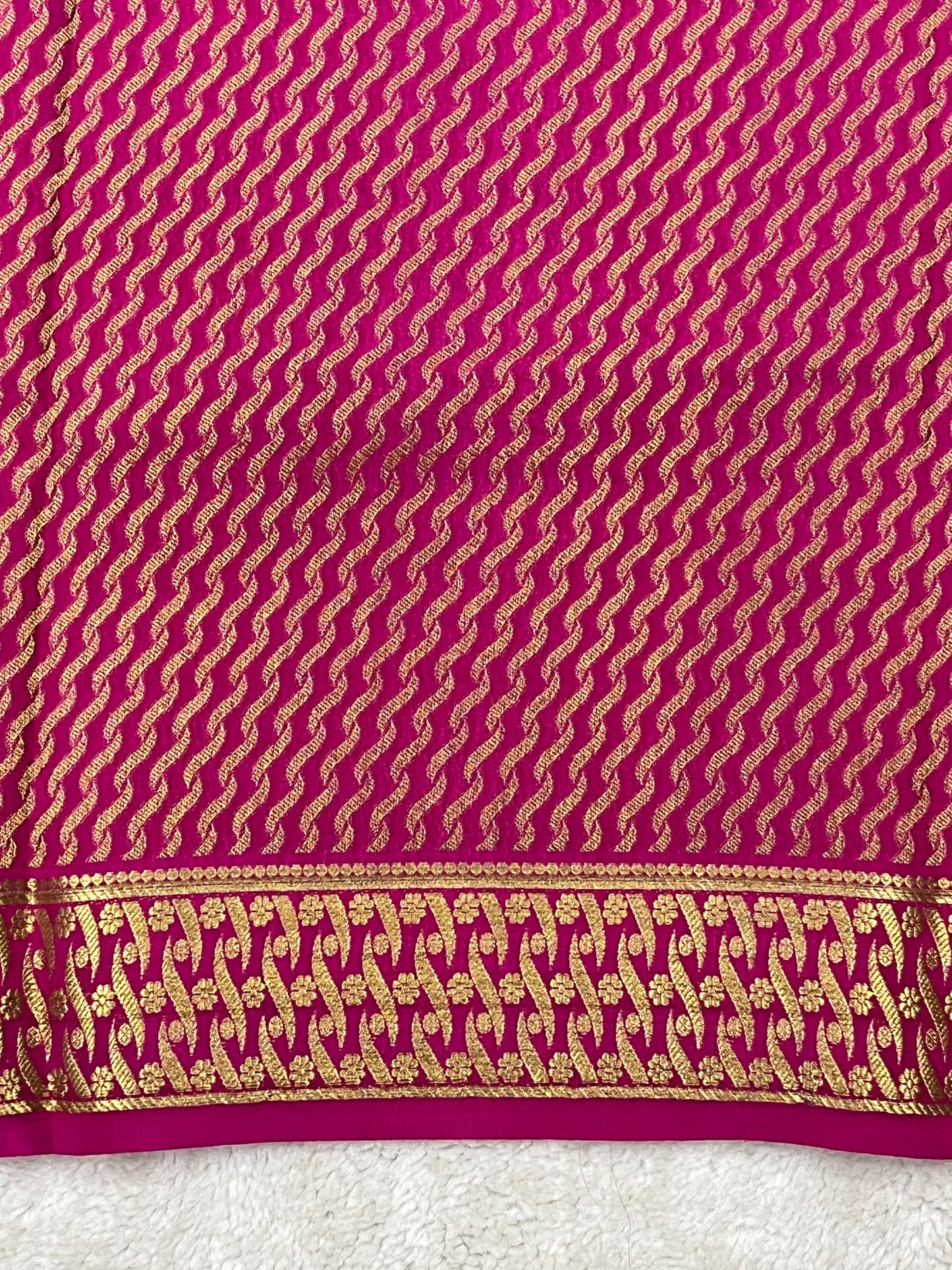 Pure mysore silk saree with Butta in White with Contrast Pink Blouse - 16271504