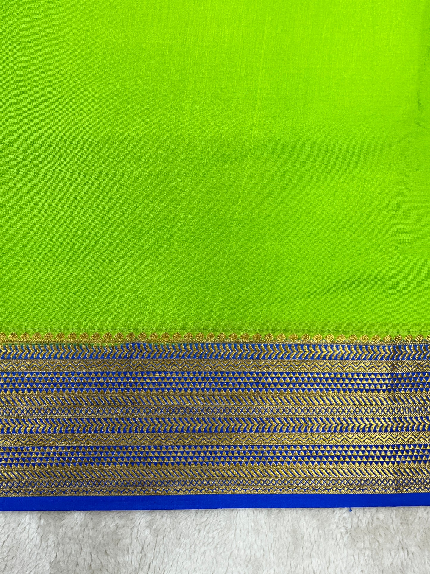 Pure Crepe Mysore Silk Saree in Green & Blue Contrast Border With Blouse