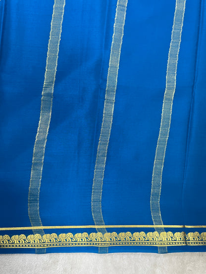 pure crepe mysore silk In Sea Green With Blue piping & Contrast Blouse- 1146006