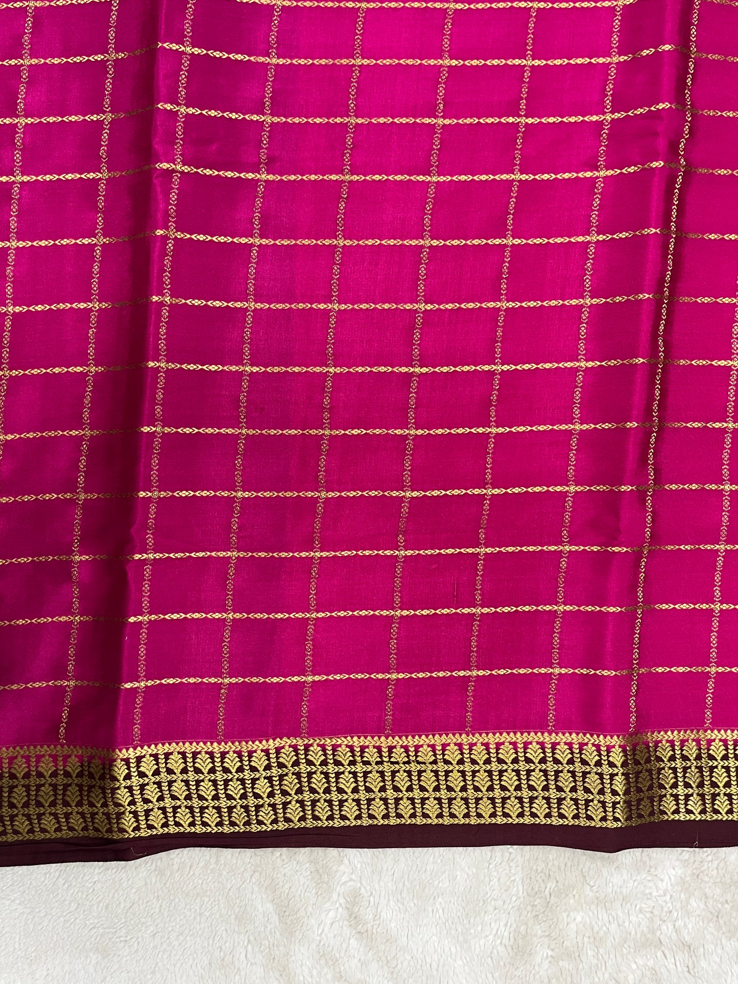 Pure Crepe Mysore Silk Saree in checks pattern - 1145317