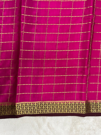 Pure Crepe Mysore Silk Saree in checks pattern - 1145317