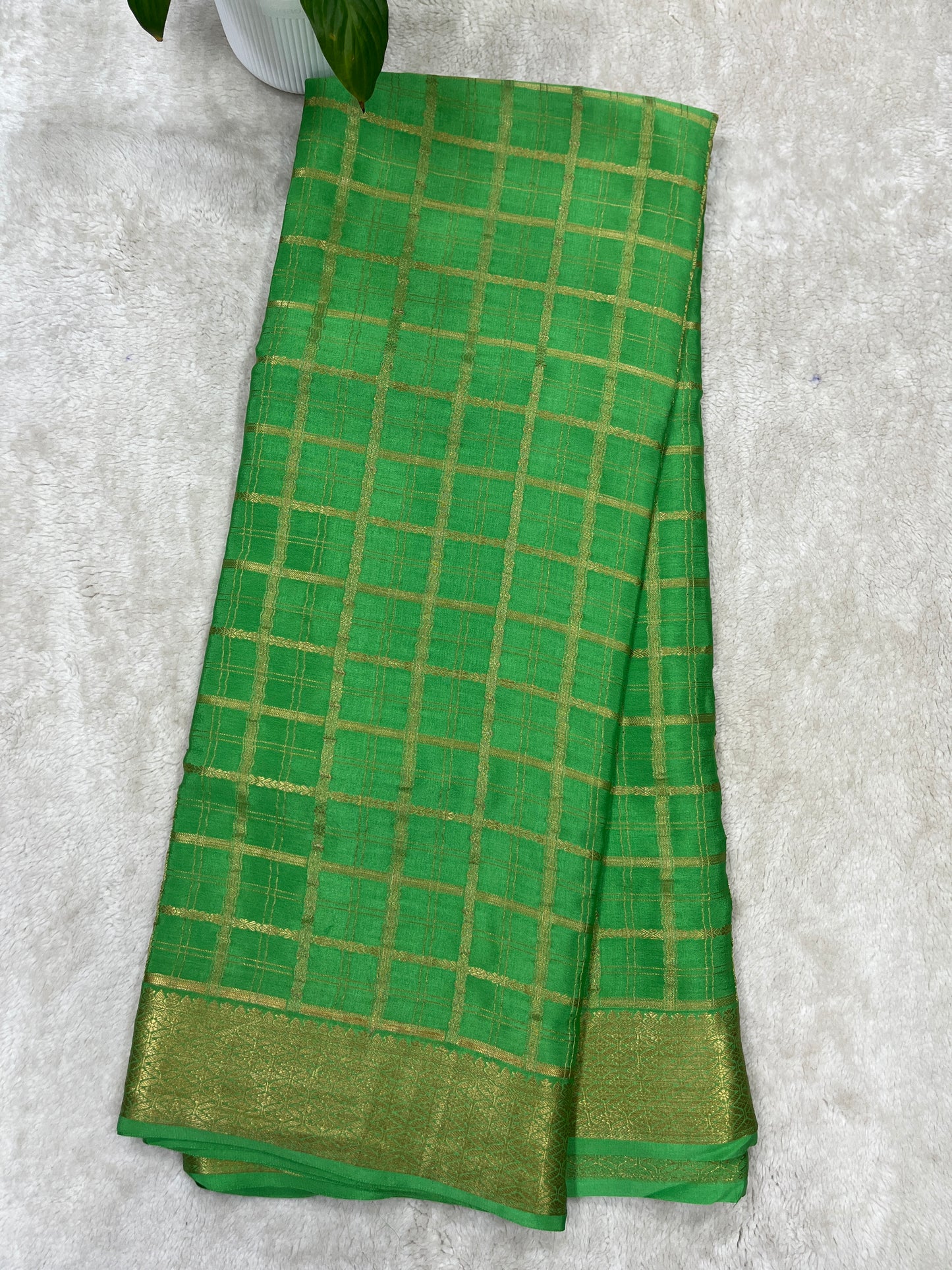 Pure Crepe Mysore Silk Saree in checks pattern - 1145305