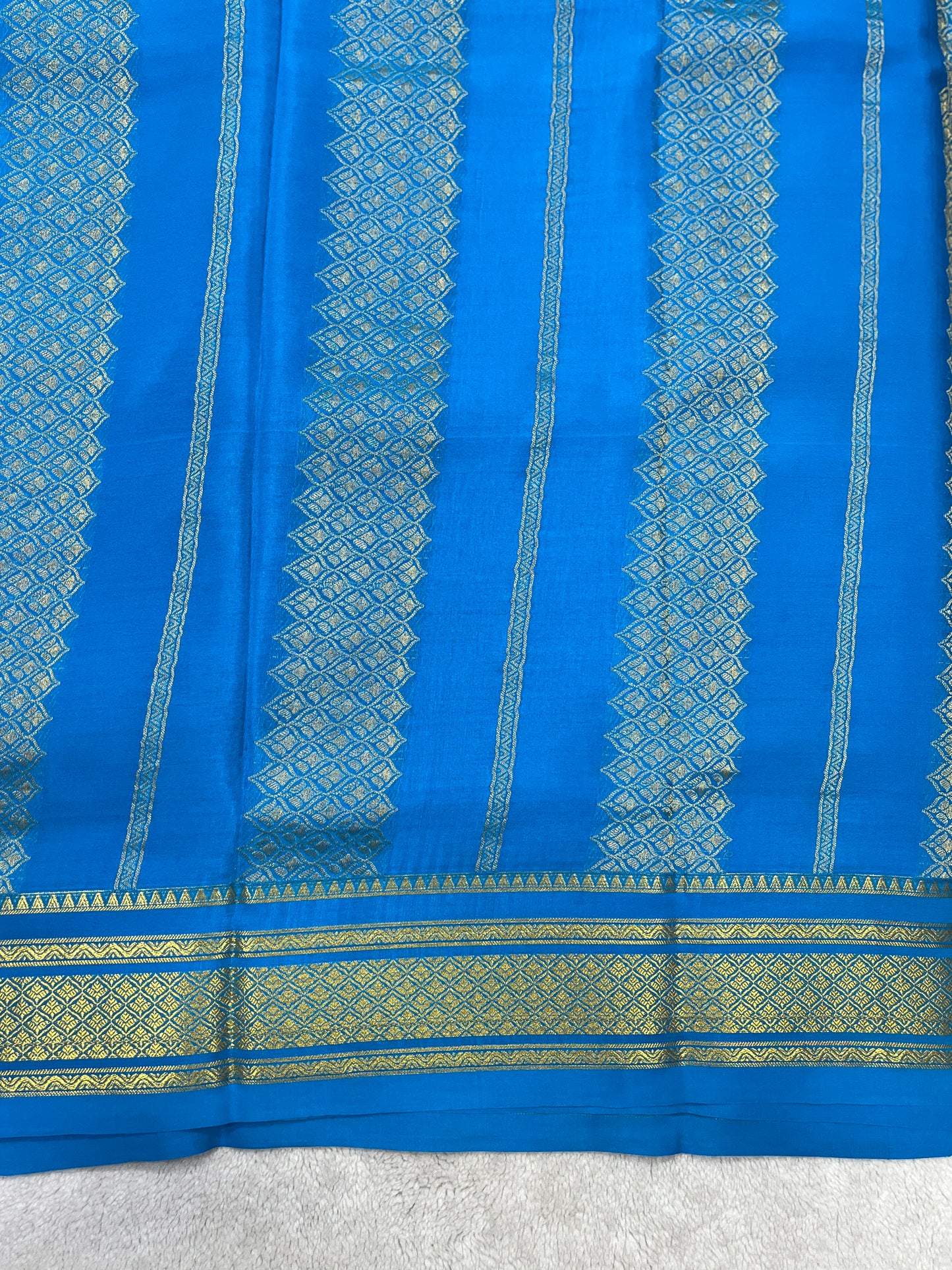 Box Brocade - 1145316