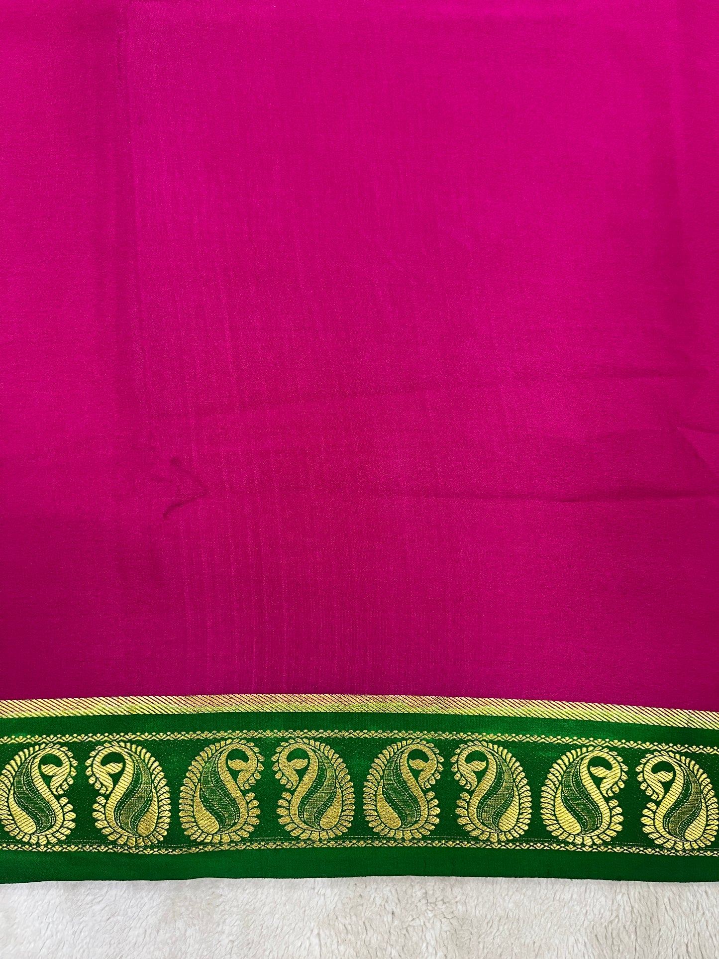 Pure Crepe Mysore Silk Saree in mango border - 1146001