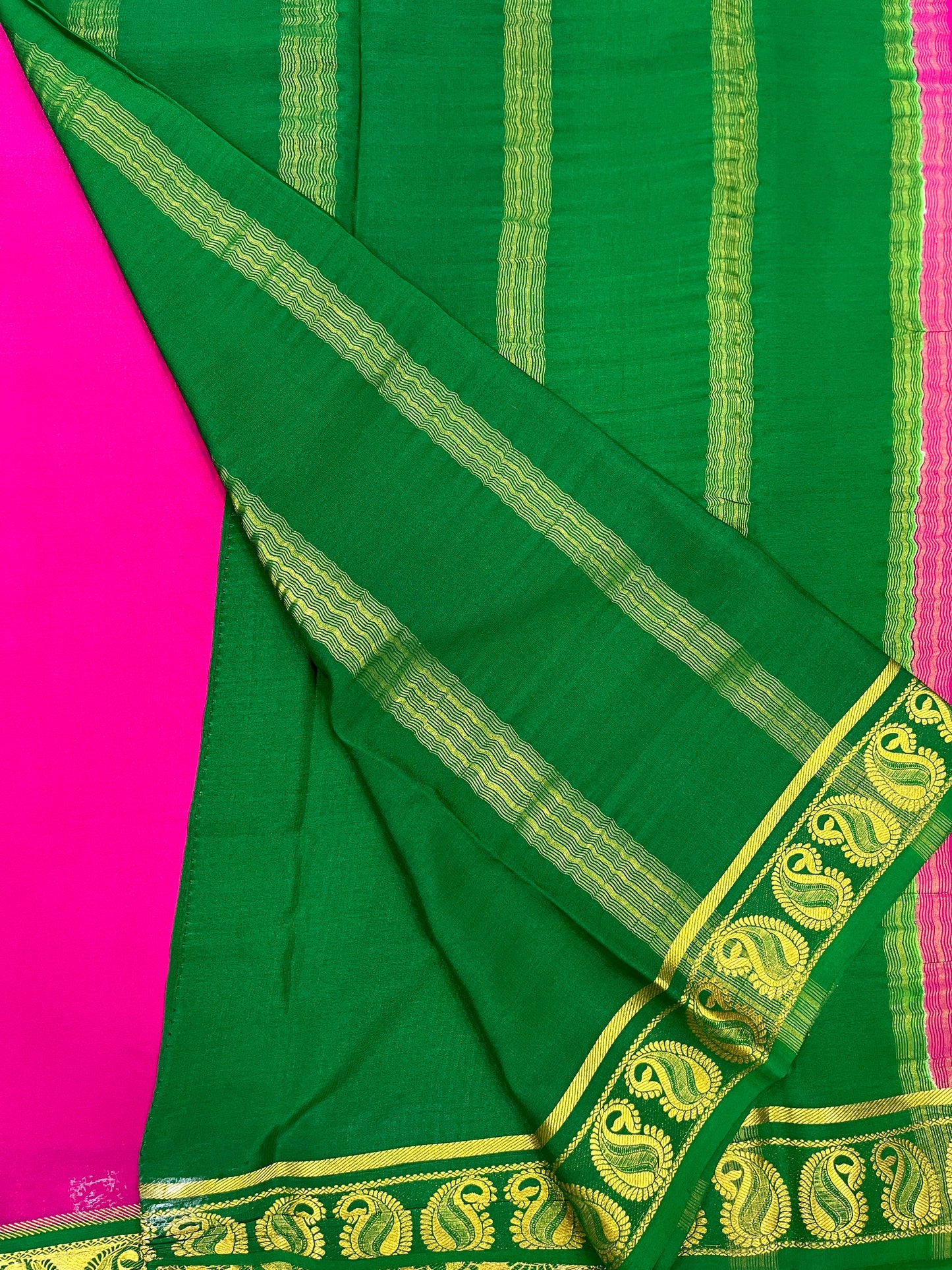 Pure Crepe Mysore Silk Saree in mango border - 1146001