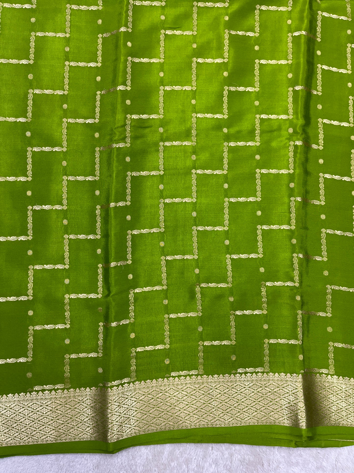 Shaded Mix Checks 1145313