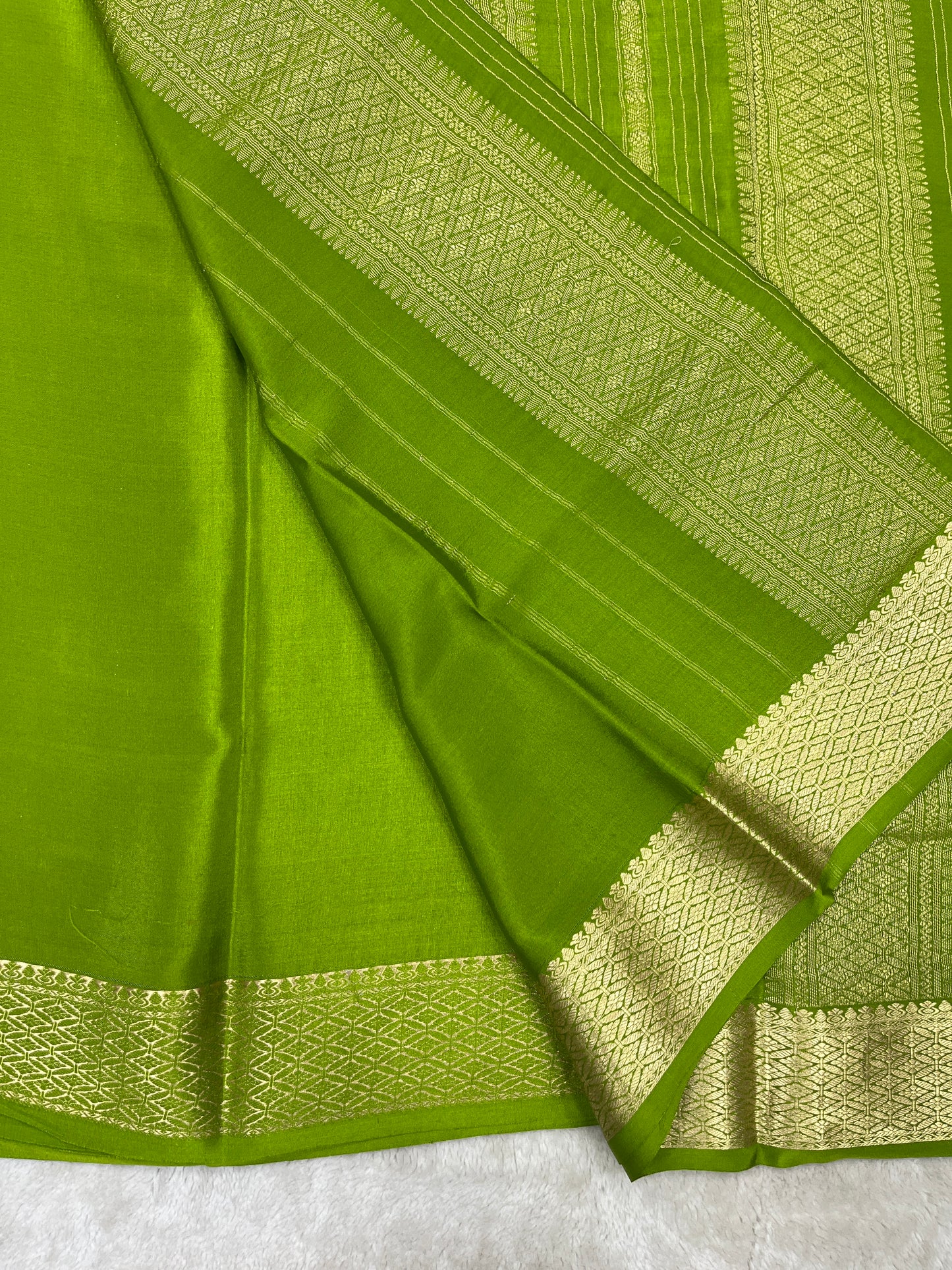 Shaded Mix Checks 1145313