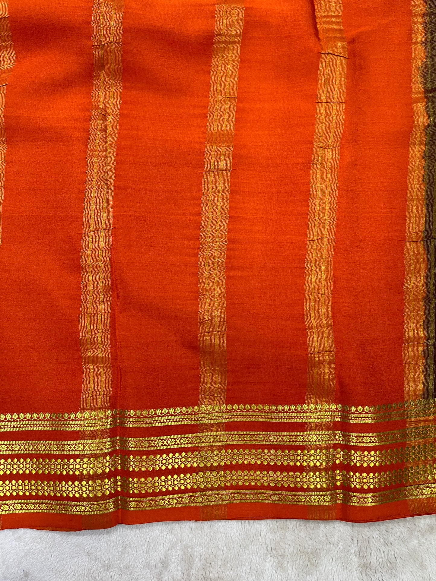 Pure Crepe Mysore Silk Saree in contrast border - 1146005