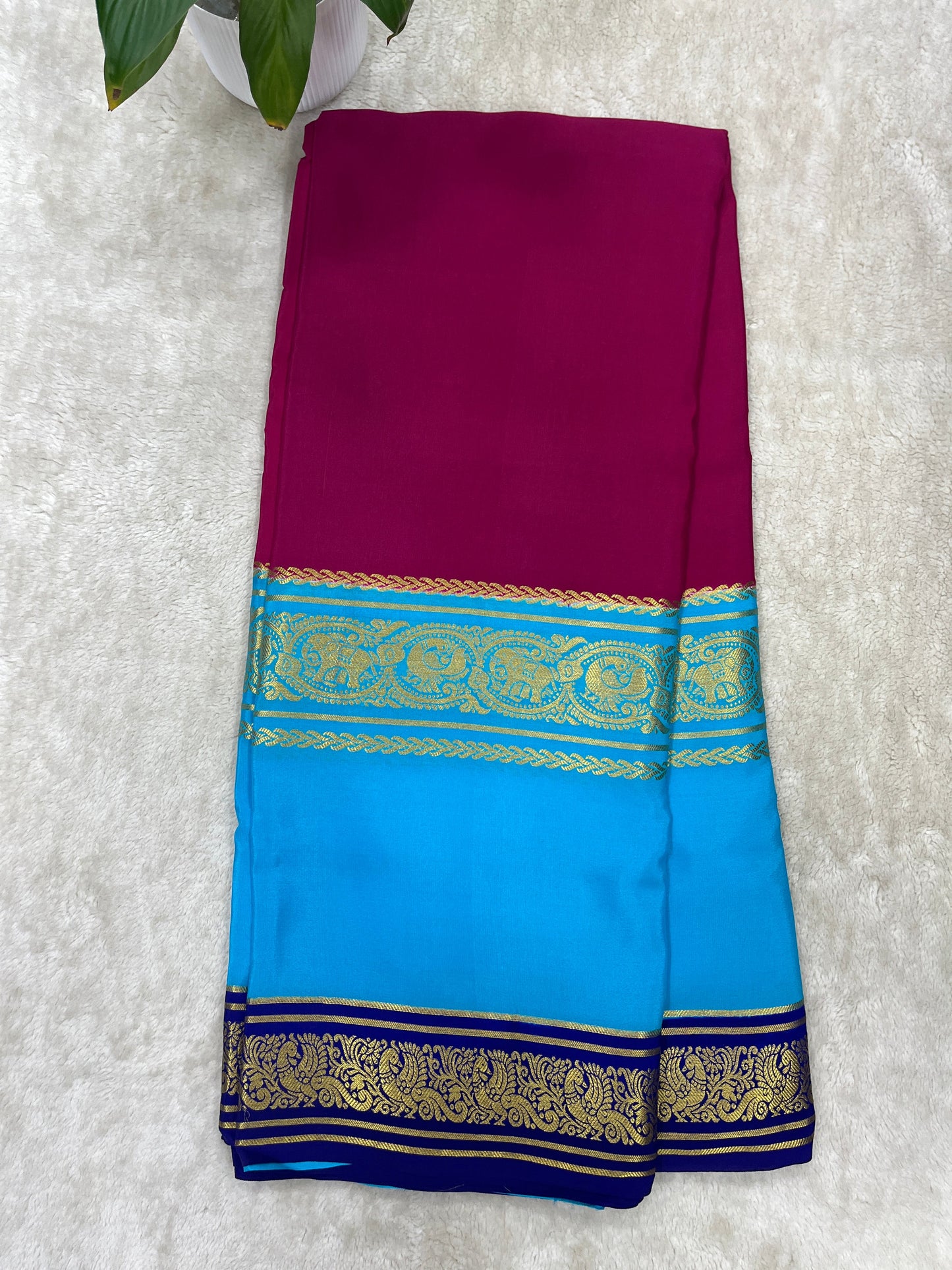 Pure Crepe Mysore Silk Saree in 3D pattern - 1146002