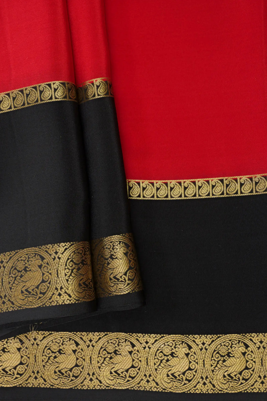 Bentex Peacock Border Pure Mysore Silk Saree in Red and Black Color with Contrast Black Blouse
