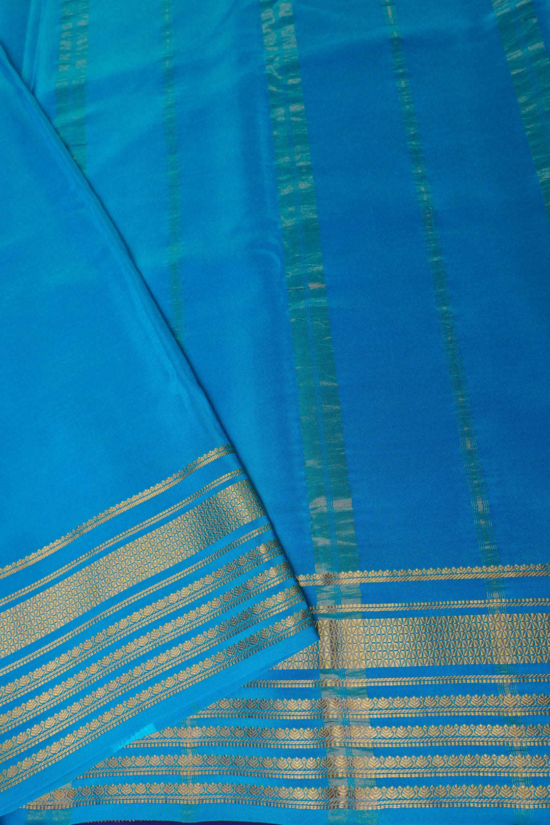 Big border 3D Pure Gold Lace Mysore Silk Saree in Purple and Blue Color with Contrast Blouse