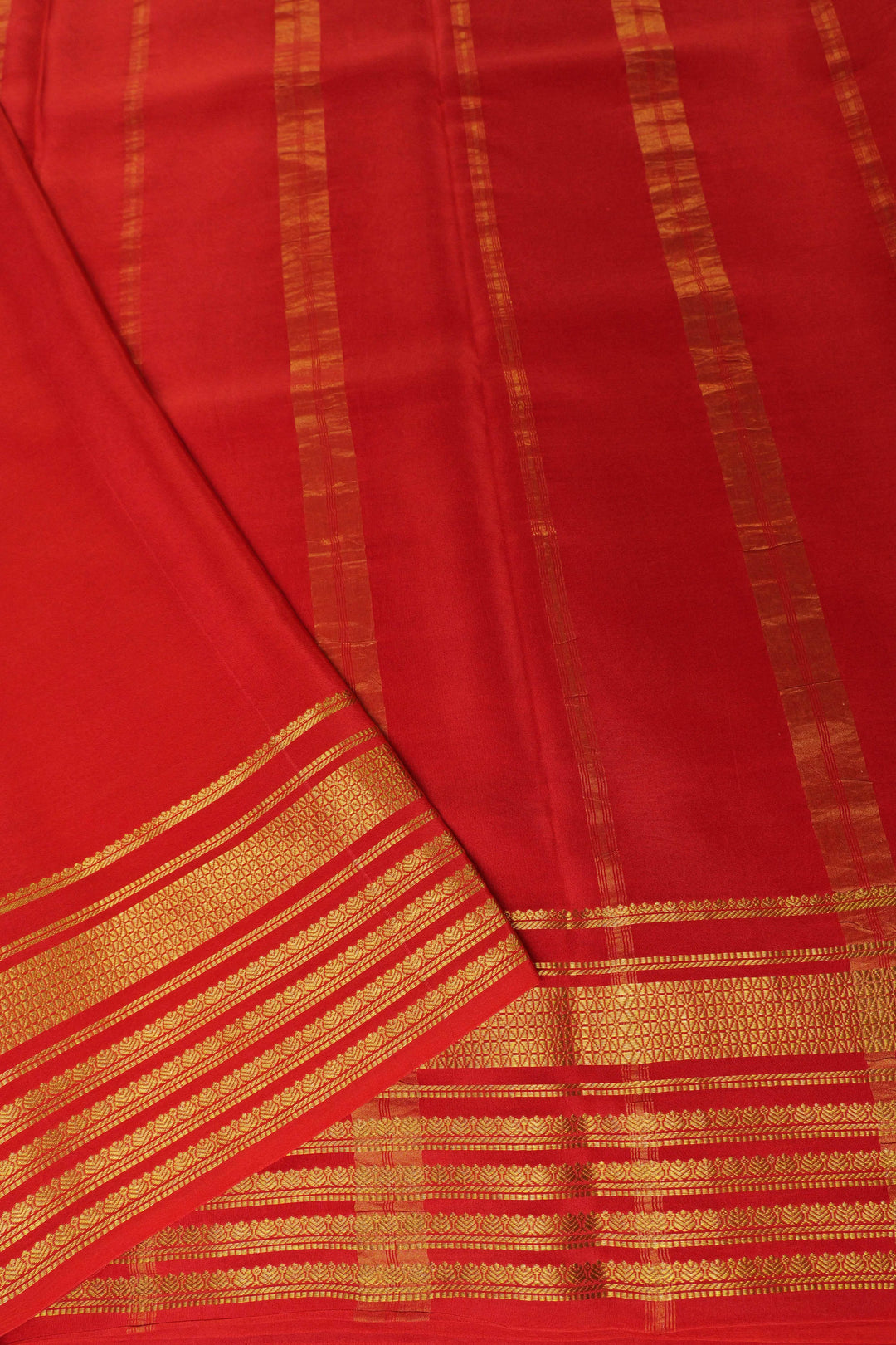 Big border Pure Gold Lace Mysore Silk Saree in Green and Orange Color with Contrast Blouse