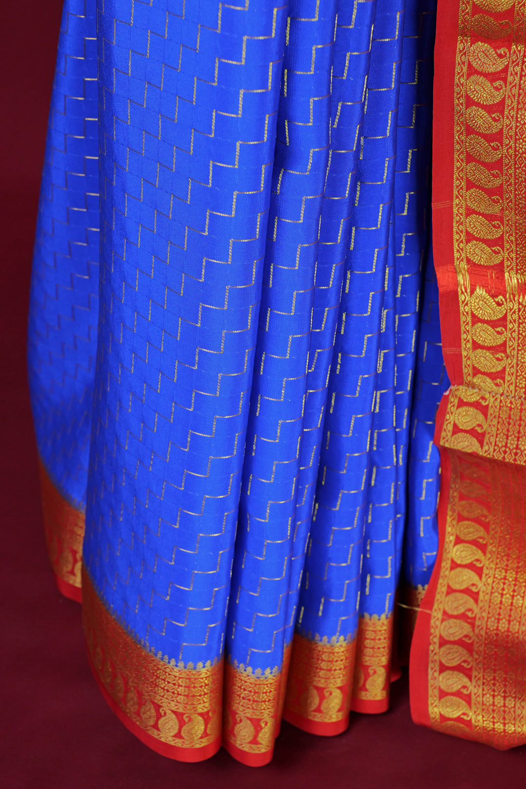 PURE MYSORE SILK SAREE IN ROYAL BLUE & RED WITH GOLD LACE ZARI & RED BLOUSE