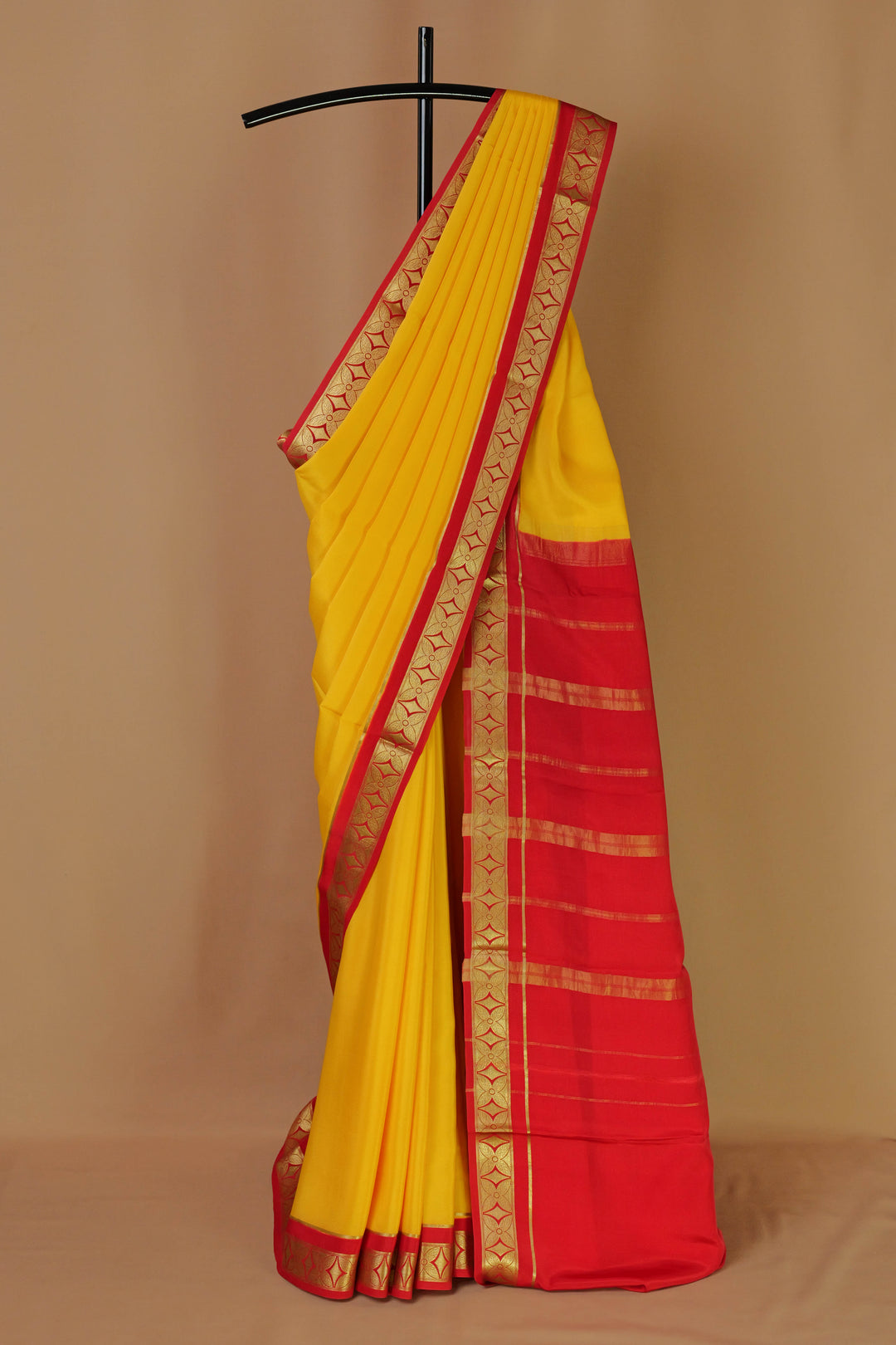 PURE MYSORE SILK SAREE IN YELLOW & RED WITH GOLD LACE ZARI & RED BLOUSE