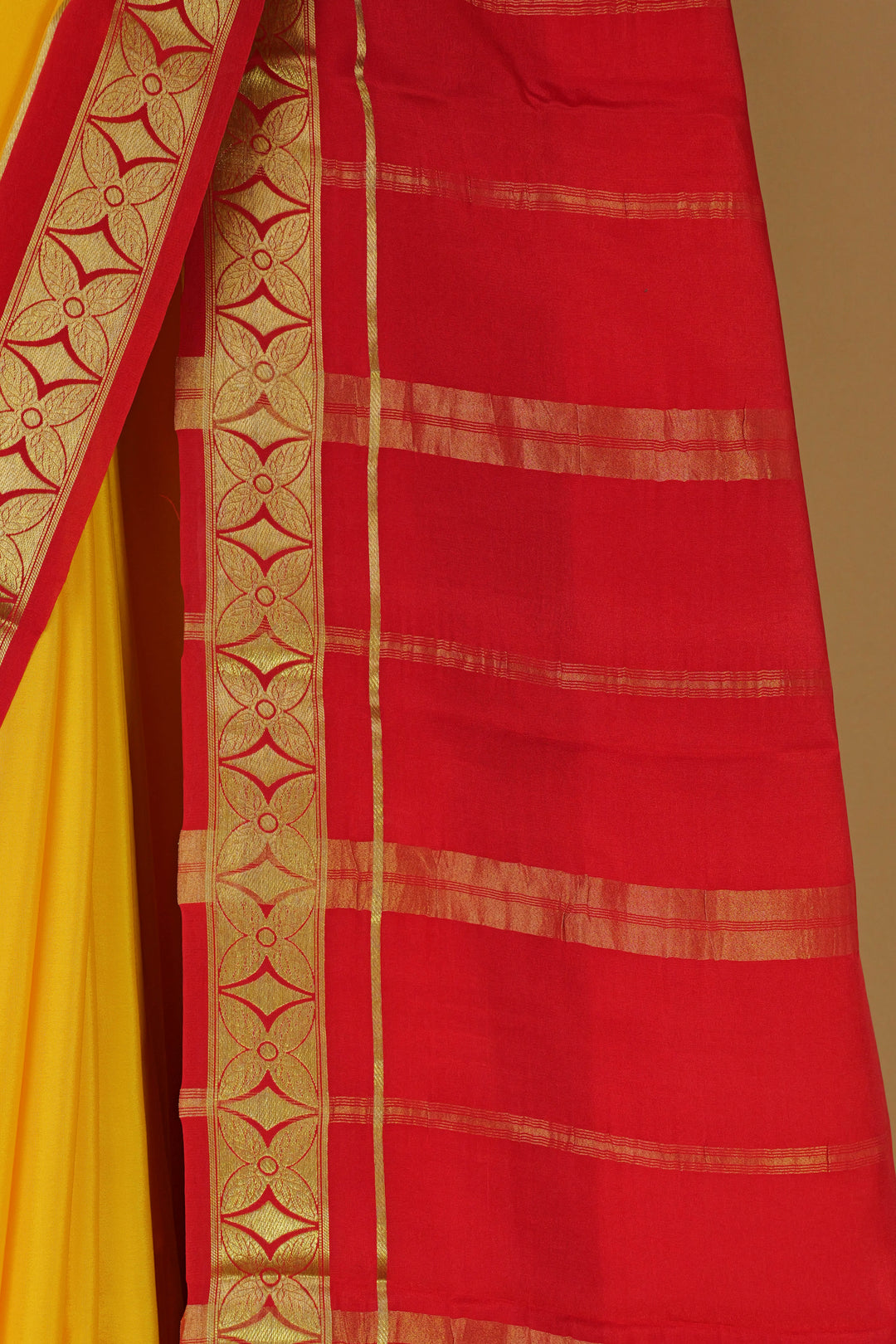 PURE MYSORE SILK SAREE IN YELLOW & RED WITH GOLD LACE ZARI & RED BLOUSE