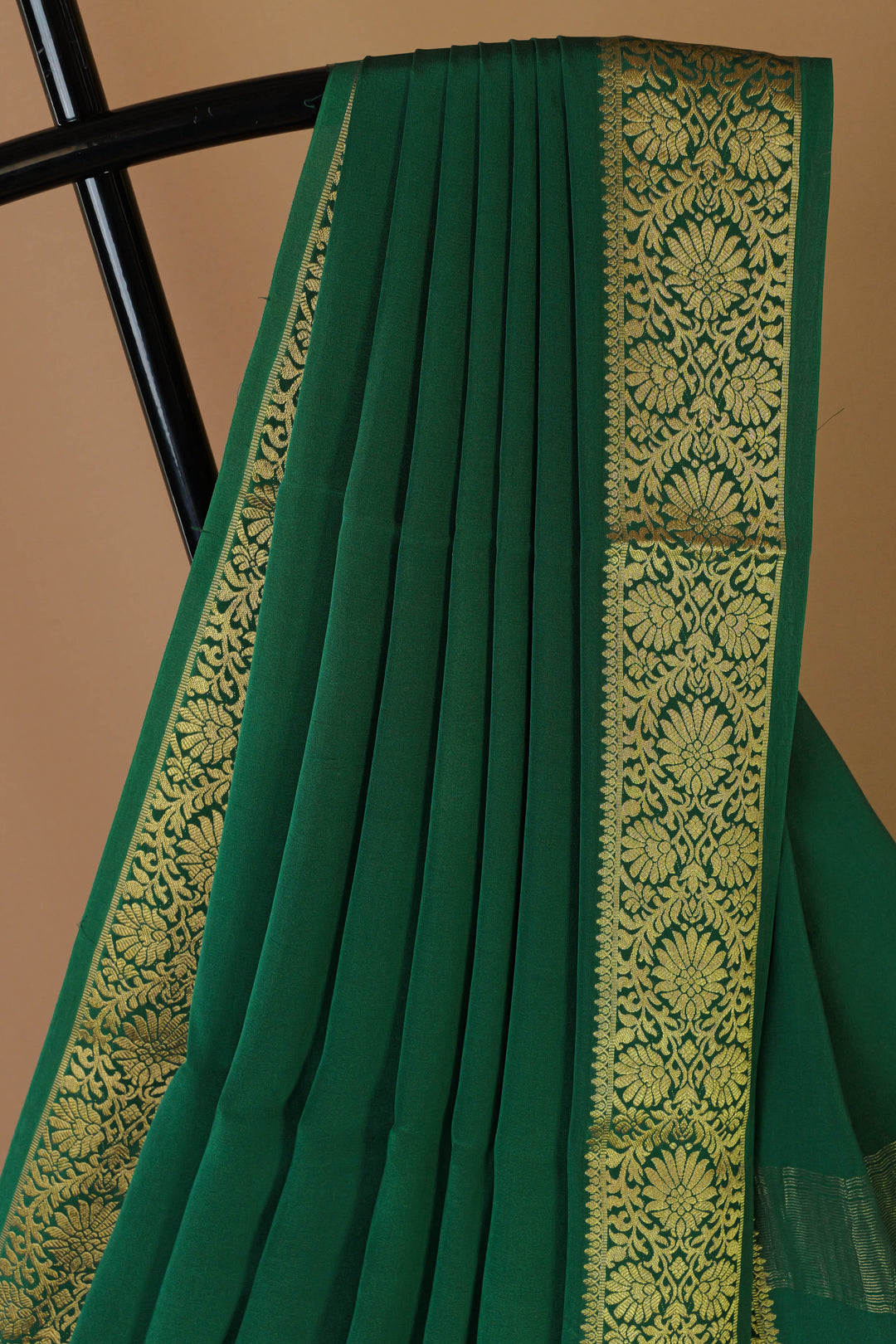 PURE MYSORE SILK SAREE IN GREEN COLOR WITH GOLD LACE ZARI & DARK GREEN BLOUSE