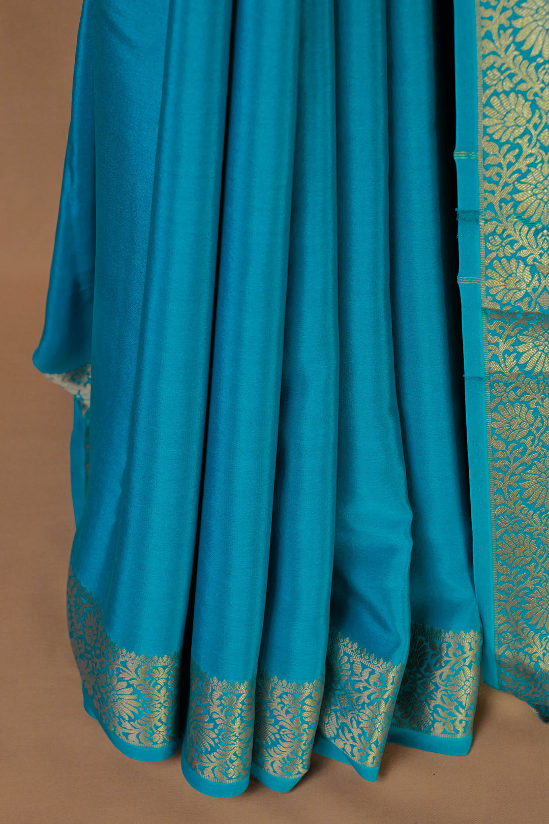 PURE MYSORE SILK SAREE IN TROPICAL SEA BLUE WITH GOLD LACE ZARI & BLUE BLOUSE