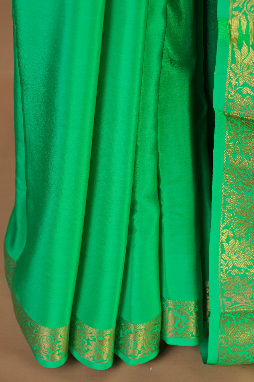 PURE MYSORE SILK SAREE IN PARROT GREEN WITH GOLD LACE ZARI & GREEN BLOUSE