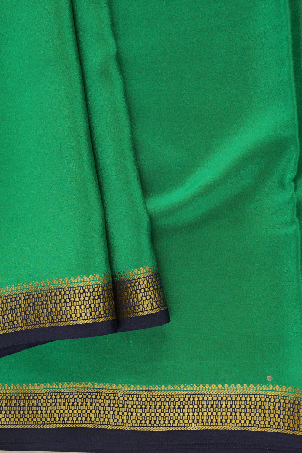 PURE MYSORE SILK SAREES IN GREEN WITH NAVY BLUE BORDER
