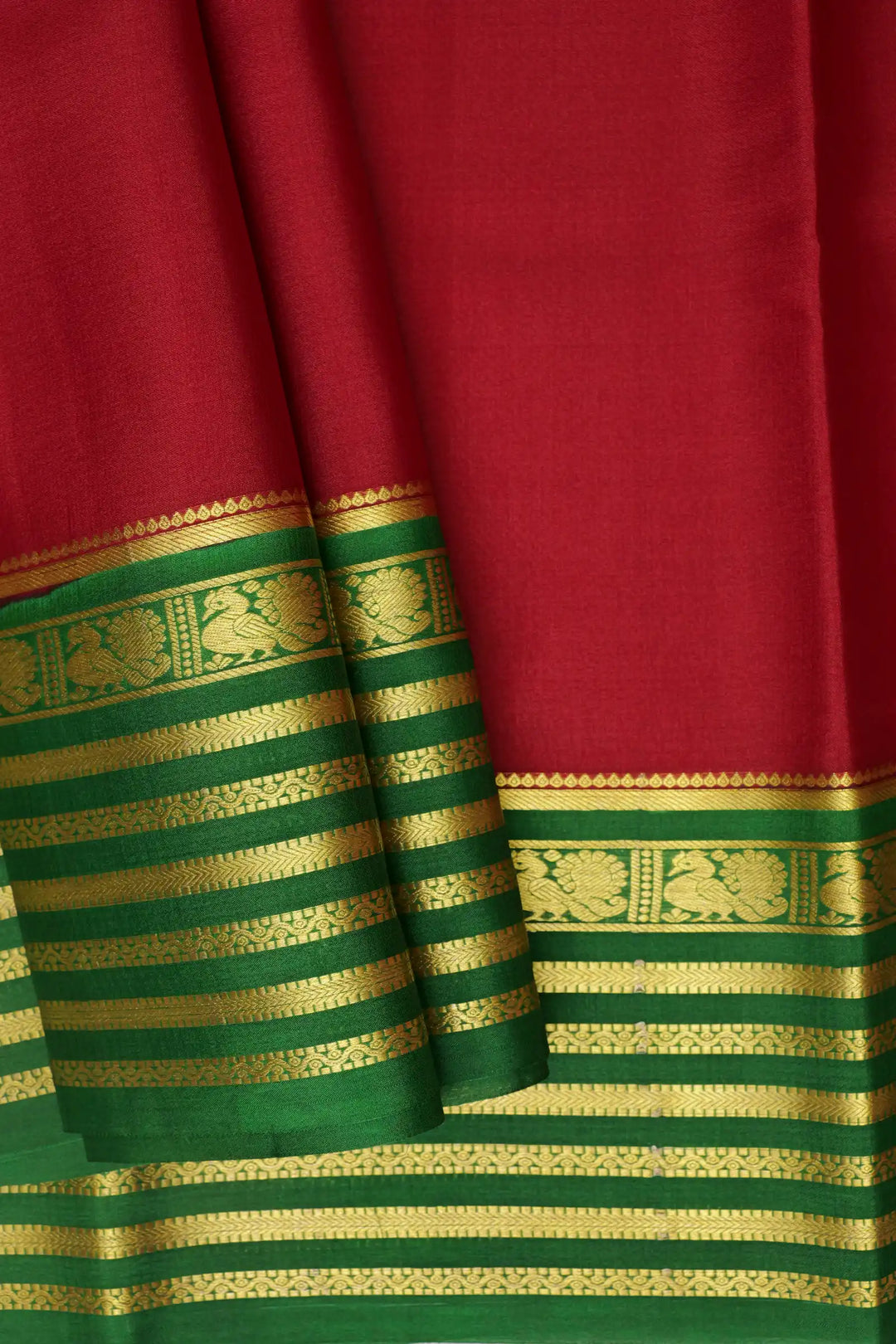Peacock Lines Pure Mysore Silk Saree in Red and Green Color with Contrast Green Color Blouse