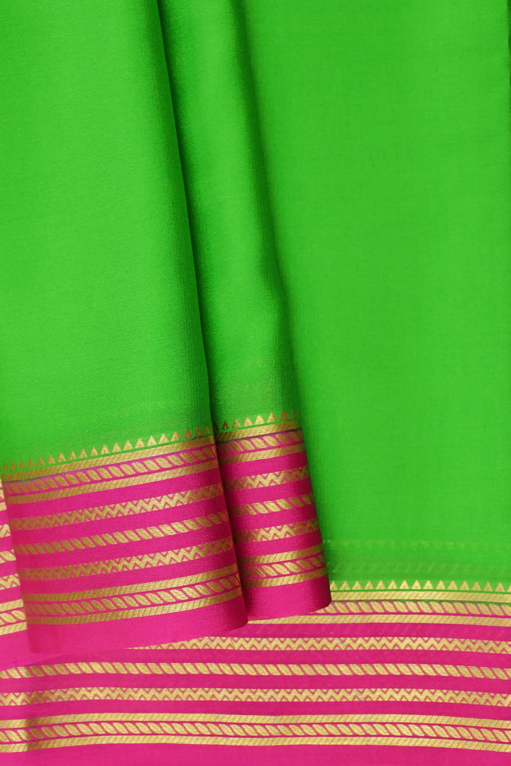3 Line Contrast Pure Mysore Silk Saree in Gren and Pink Color with Contrast Pink Color Blouse