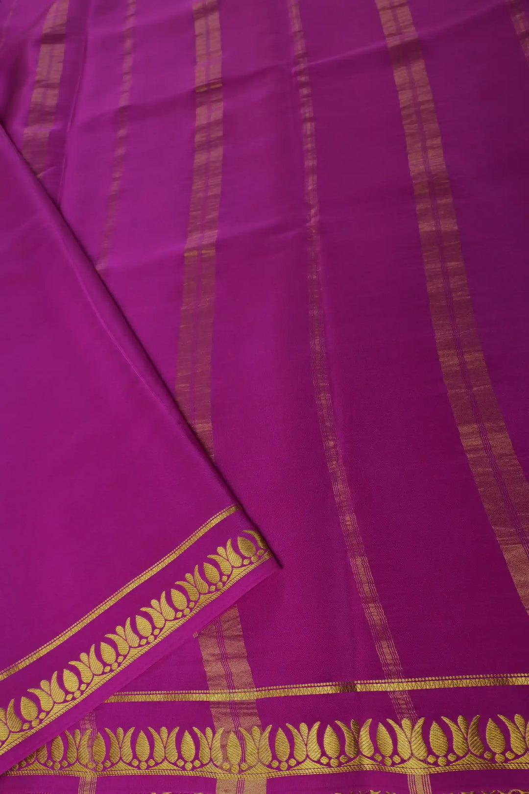 Thrishula border Pure Gold Lace Mysore Silk Saree in Lavender and Purple Color with Contrast Purple Color Blouse