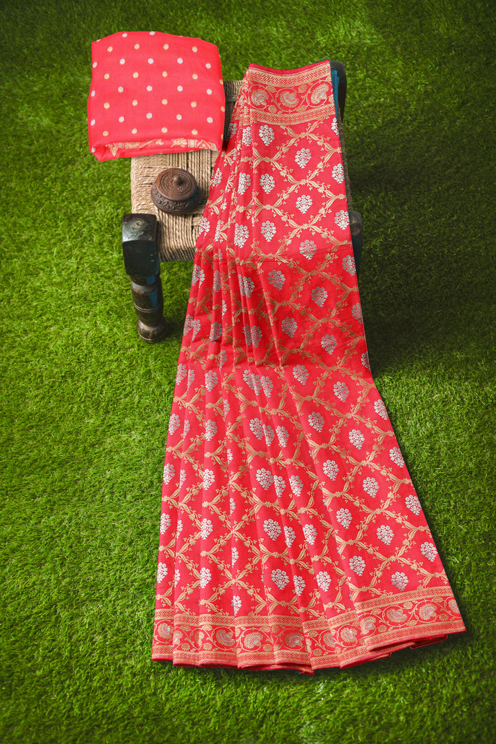 RED BANARASI BLENDED KATAN SILK WITH JAAL WORK HANDLOOM SAREE - ATHARVA