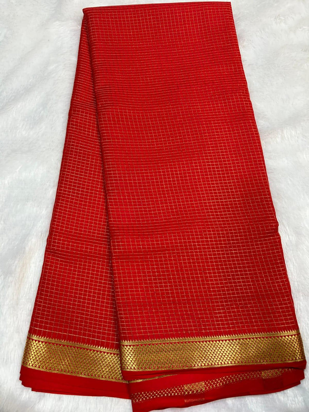 RED PURE MYSORE CREPE SILK SAREE IN SELF CHECKS PATTERN | SILK MARK CERTIFIED - ATHARVA