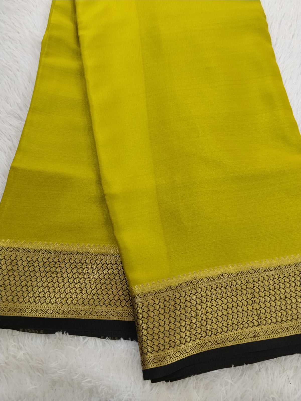Pure Crepe Mysore Silk 1112901 ( 120 Gsm )