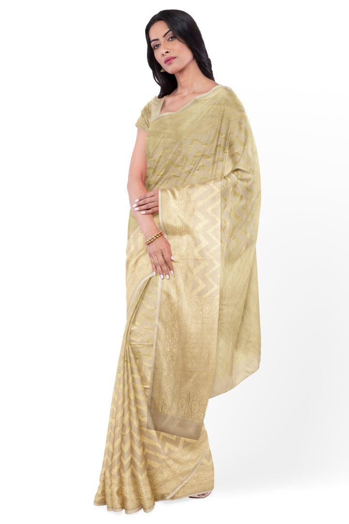 WHITE RANGKAT KHADDI GEORGETTE BANARASI SAREE | SILK MARK - ATHARVA