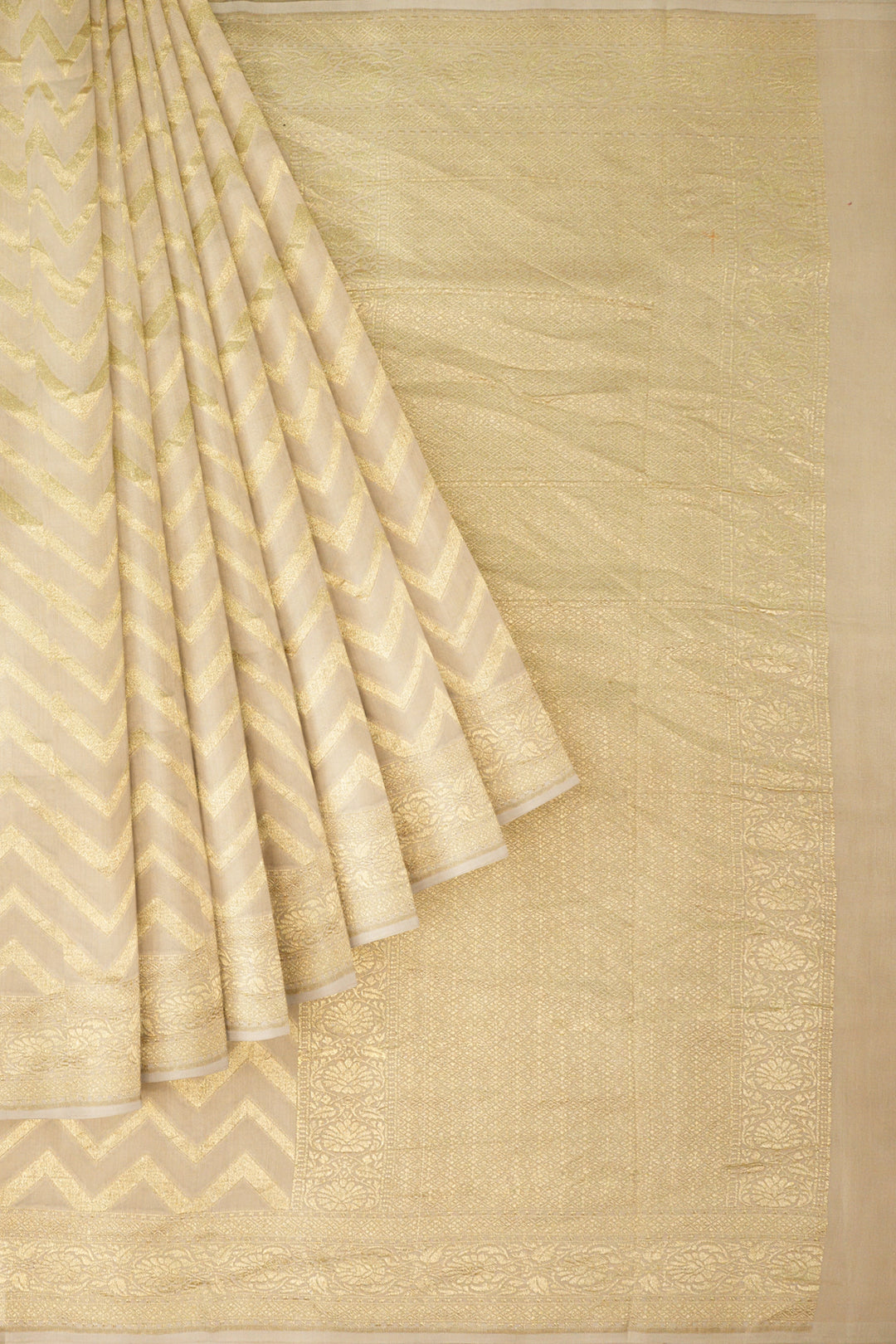 WHITE RANGKAT KHADDI GEORGETTE BANARASI SAREE | SILK MARK - ATHARVA